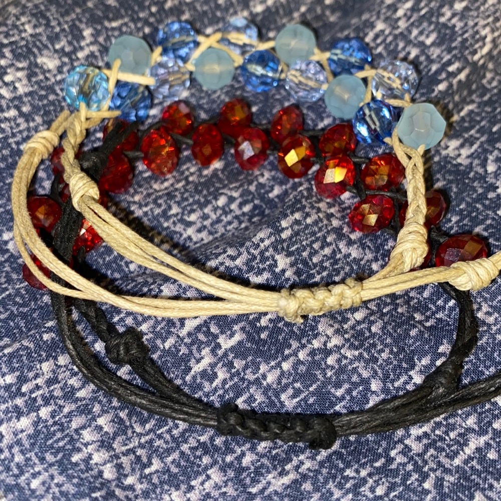 Handmade adjustable bracelets - Picture 3 of 3